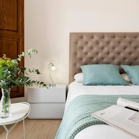 Atico Deluxe Terraza Privada Con Vistas A La Giralda Apartamento Sevilla